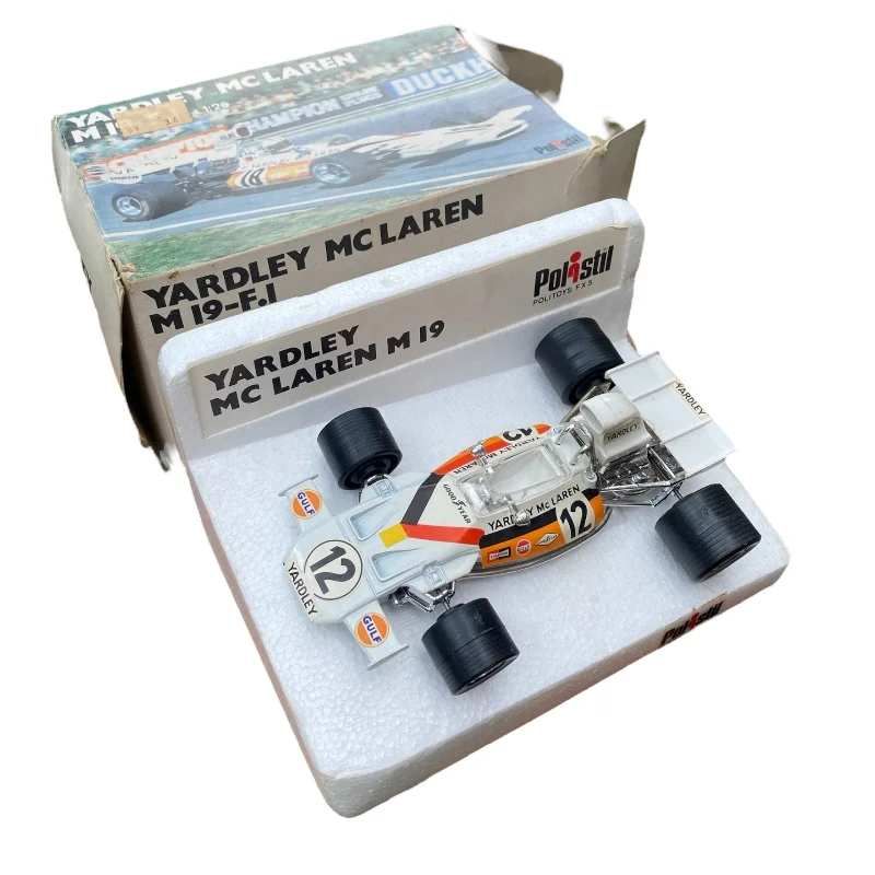 Yardley McLaren M19-F.1 Model Car - Image 5
