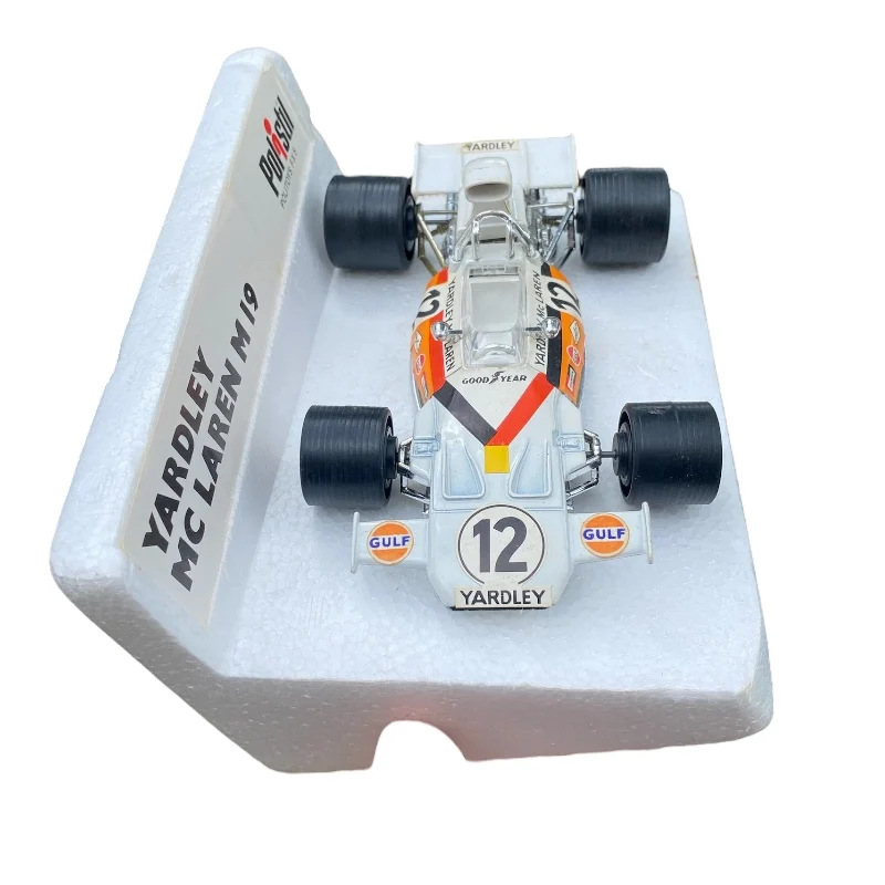 Yardley McLaren M19-F.1 Model Car - Image 2