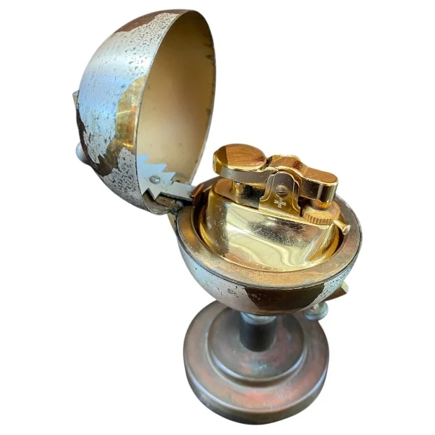 Vintage Collectible Cigarette Dispenser and Lighter Set - Image 7