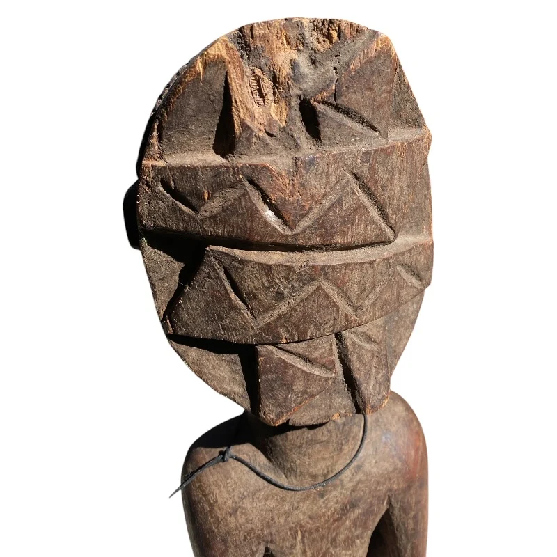 Large African Tribal Male Figure - Hand-Carved Hardwood Sculpture (54.5cm) Ethnographic Carving - Image 4